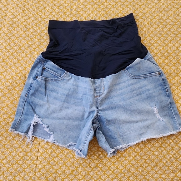 Lot of Maternity Shorts & Pants - Picture 4 of 12